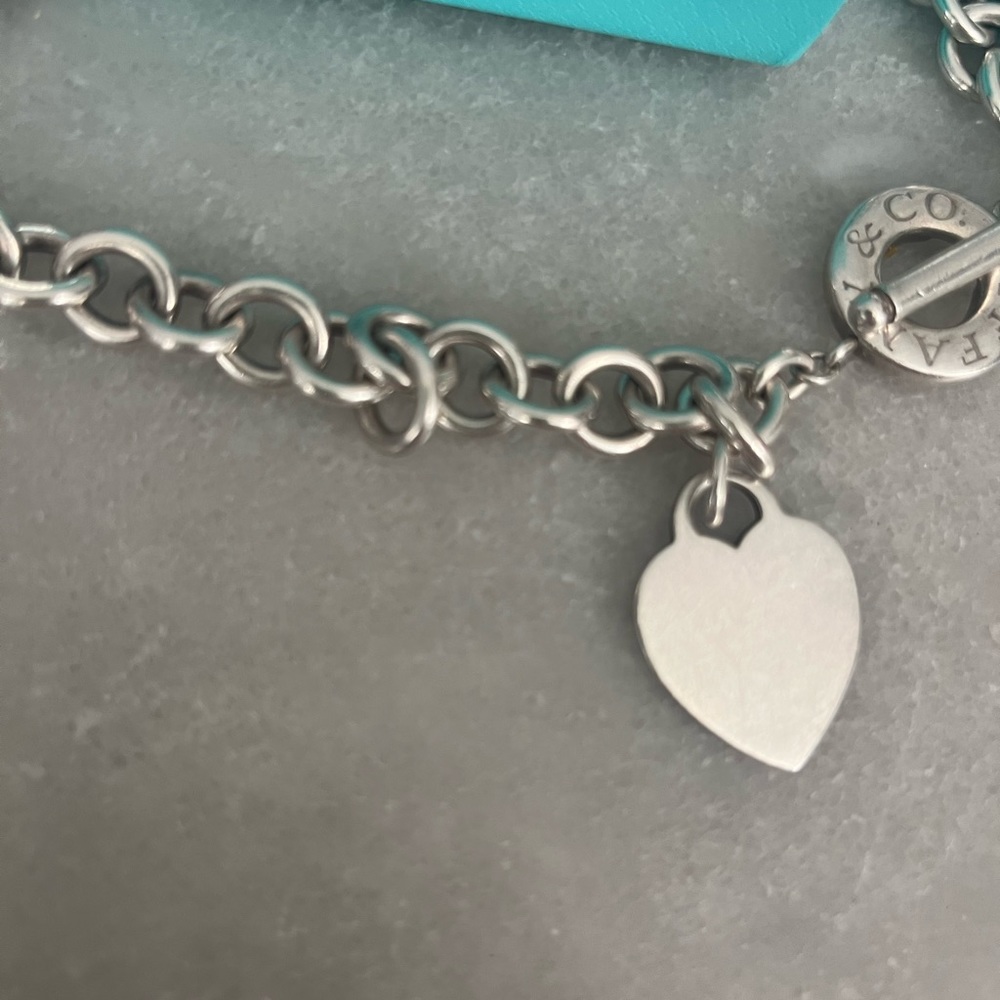 AUTHENTIC Return To Tiffany Heart Tag Toggle Necklace - Picture 2 of 3